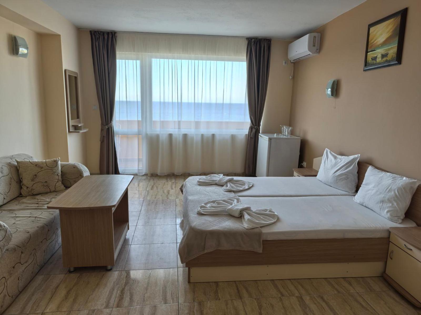 Family Hotel Alfa Vita Sozopol Esterno foto